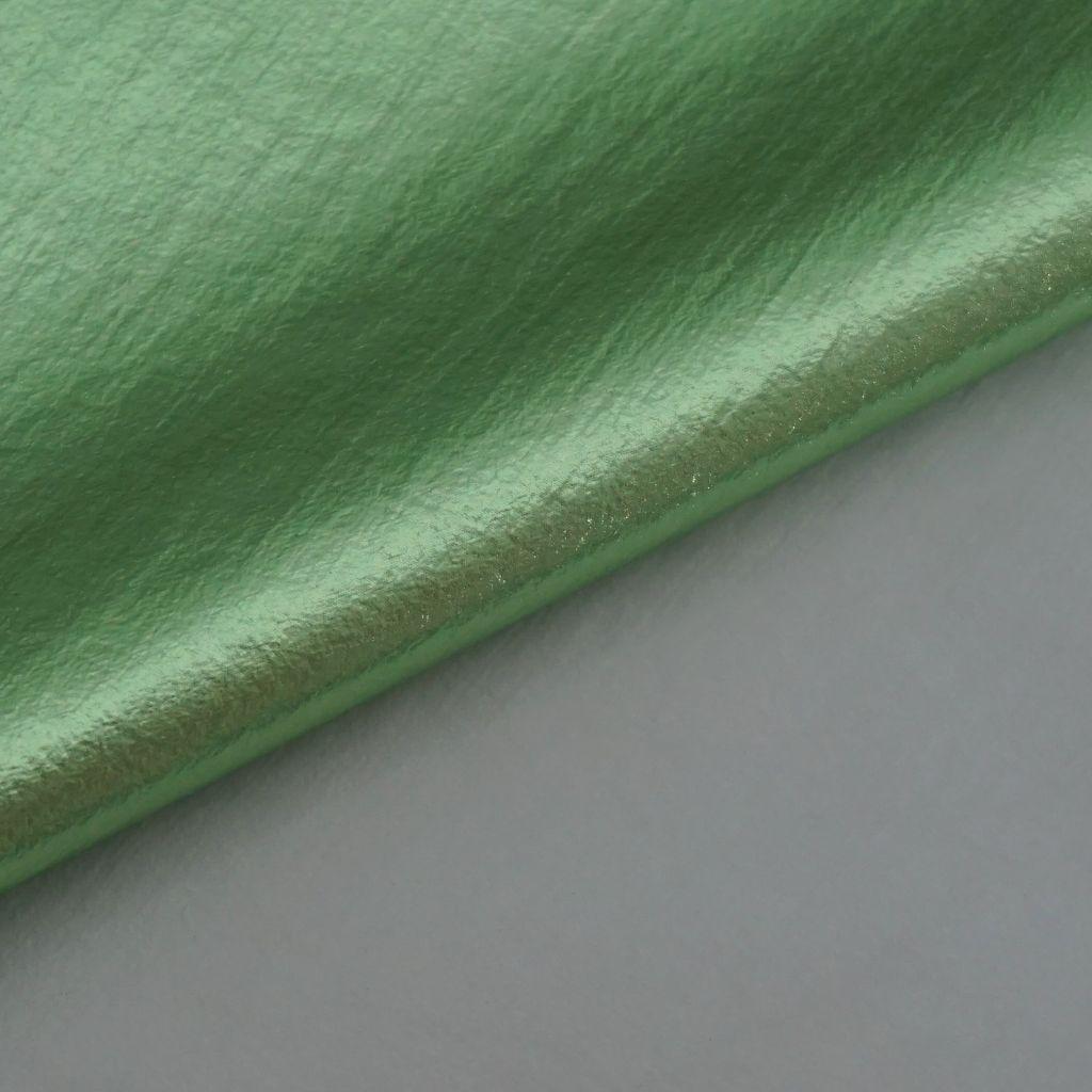 Folienstoff Nylon Metallic-Look maigrün